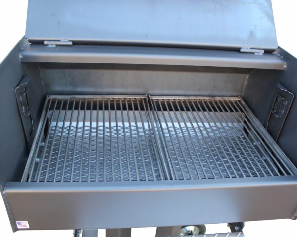 SCG30C 30″ Smokin’ Cajun Charcoal Grill