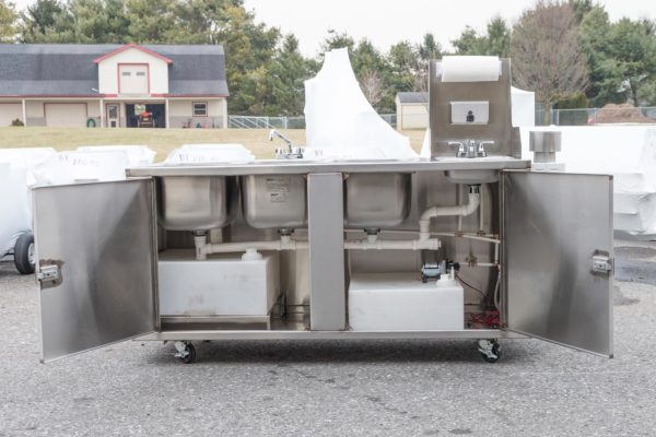 Meadow Creek Mobile Sink 4-Bowl Clean-Up