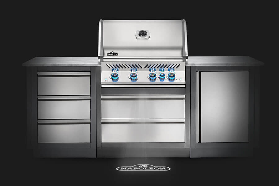 Napoleon Built-in Gas Grill Prestige PRO Series Features - Proximity Lighting Display