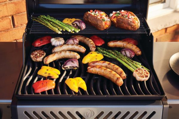 Napoleon Freestyle® Series Gas Grill Lifestyle