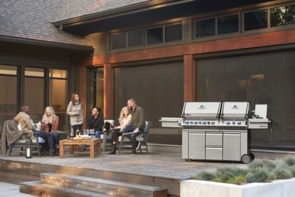 Napoleon Prestige PRO™ 825 RSBI Gas Grill with Power Side Burner, Infrared Rear & Bottom Burners Lifestyle