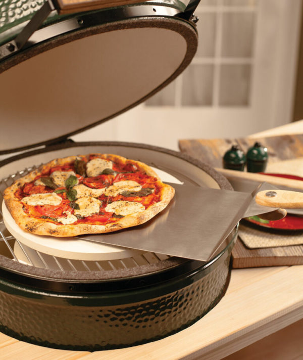 Pizza & Baking Stone - Pizza in EGG with Peel